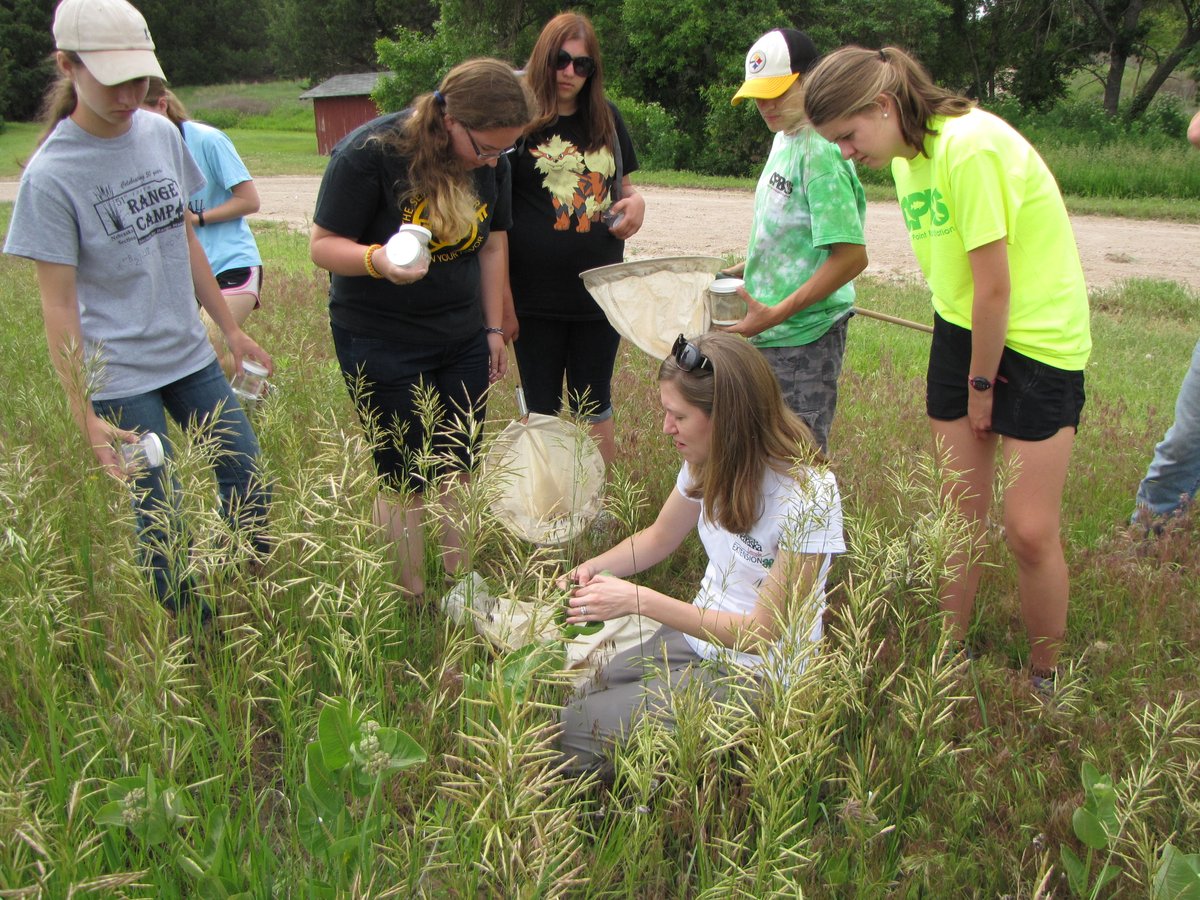 NebraskaEPSCoR's tweet photo. Snow this wk has us dreaming of summer &amp; our #YoungNebraskaScientists #STEM camps across the state. MS/HS students can:

* try out a campus/career
* meet mentors &amp; new friends
* HAVE FUN! 

Need-based scholarships available, thanks to our @NSF funding. 

👉https://t.co/iLkgOqct6y https://t.co/HZn1PfvyKC