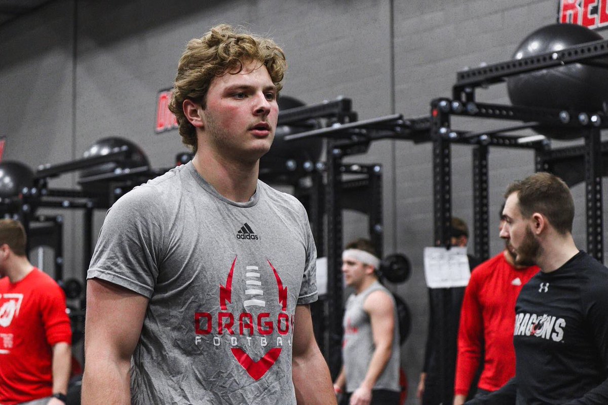 msum_football's tweet photo. 𝐁𝐫𝐢𝐧𝐠. 𝐓𝐡𝐞. 𝐉𝐮𝐢𝐜𝐞. 🧃

#DragonFootball https://t.co/9ewU1wx4ui