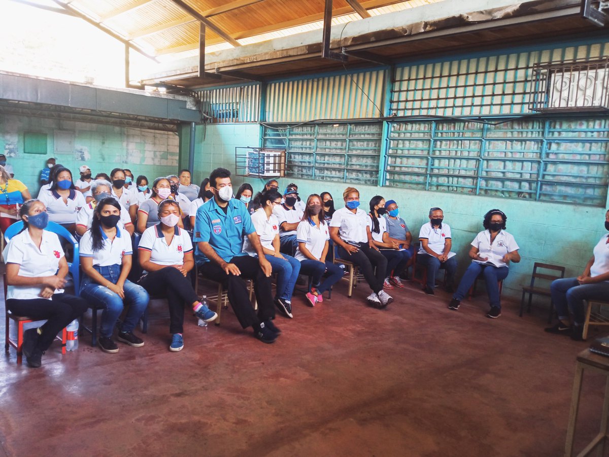 IEECALABOZO's tweet photo. Se realizó un Colectivo Institucional con la Asistencia del Personal Docente Administrativo y de Mantenimiento en la UE COMPLEJO DE EDUCACIÓN ESPECIAL IEEB CALABOZO Y UEEBDA OFELIA DE LLAMOZAS Circuito 06 REC Miranda https://t.co/pnEQX4pmqk
