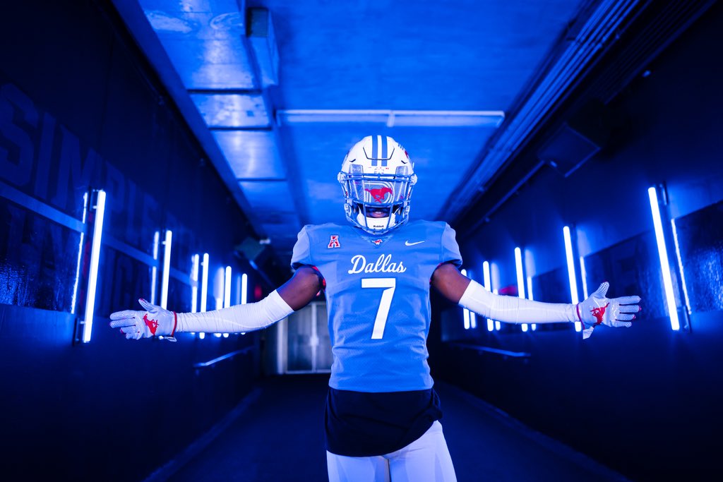 Lamodrick15's tweet photo. Had a great visit Saturday at SMU!!🎰 https://t.co/Ivl6bkSpWk