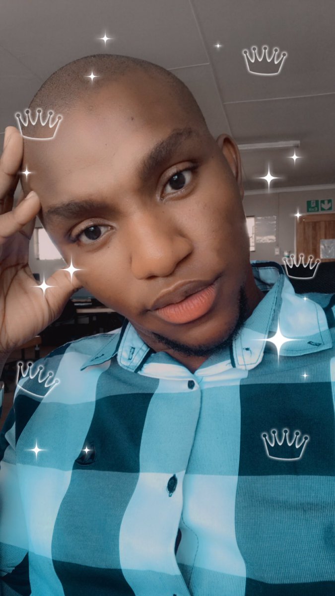 Mhlanomuhle's tweet photo. Be yourself. People may or may not like you, but it’s important that you stay true to who you are. #selflove #MotivationalQuotes #beyourself https://t.co/QZCcmix2GD