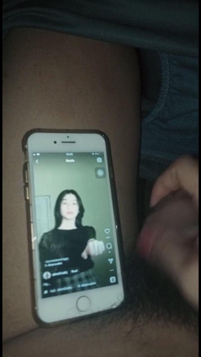 Adelinavinka1's tweet photo. ada yang mau barter video cumtribute dm https://t.co/ul9C5odvuP