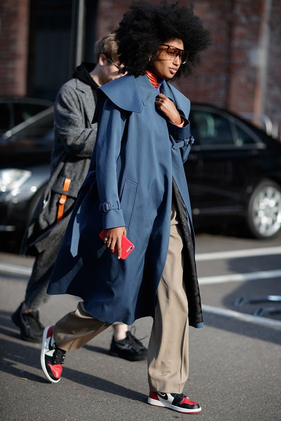 LovinModa's tweet photo. Spring: Trenchcoat time
#trenchcoat #gabartine #springtrends https://t.co/O381iYNTVj