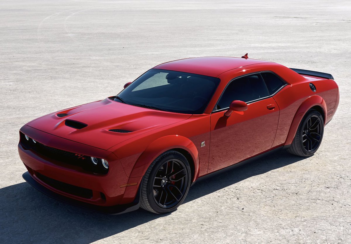 What's red all over? This #Dodge Challenger.

📸: Dodge