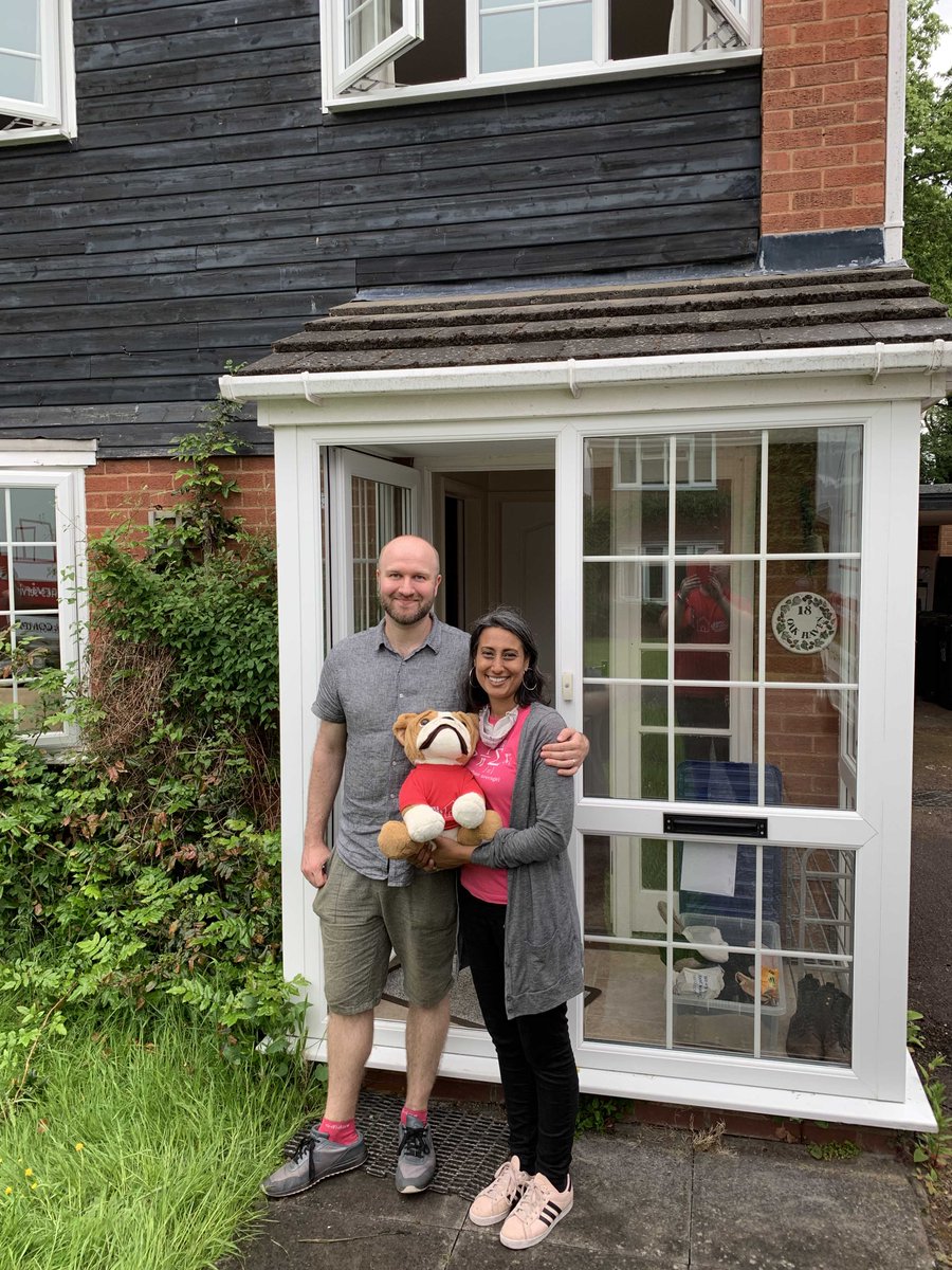 jonesservices's tweet photo. REVIEW FROM LEE: 

"From the beginning, the friendly visit for our quote, made me confident. The price was excellent, the service from the 3 men that moved us, were faultless. A great team, that I would have no hesitation in recommending. Thank you, to all at Jones Services." https://t.co/rXiTzKXx6X