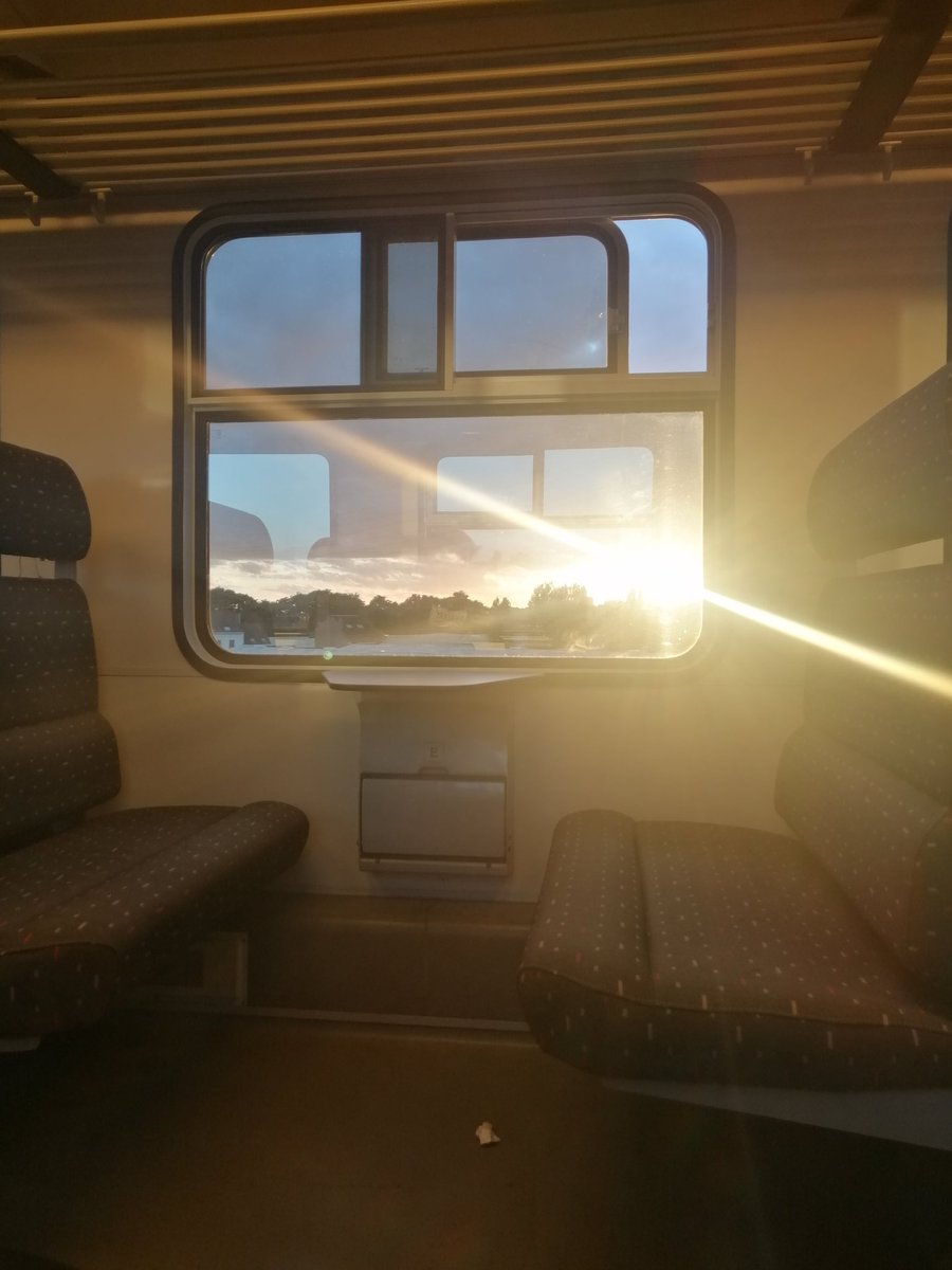 Ik heb een obsessie met treinen/stations. Ik gun jullie het plezier om enkele van mijn plaatjes te bezichtigen