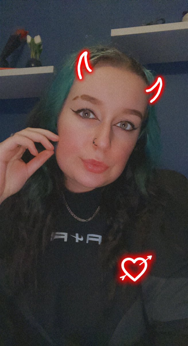 chloecsx99's tweet photo. Who’s gonna be first to send to me this afternoon then? Fill up my casha*p, pathetic losers. - £ChloeanneChmielewski 🙄💸😘 goddess content buying selling humanatm walkingwallet brat findom findomuk paypig paypiguk finsub femsub domme https://t.co/fTgr0ln05d
