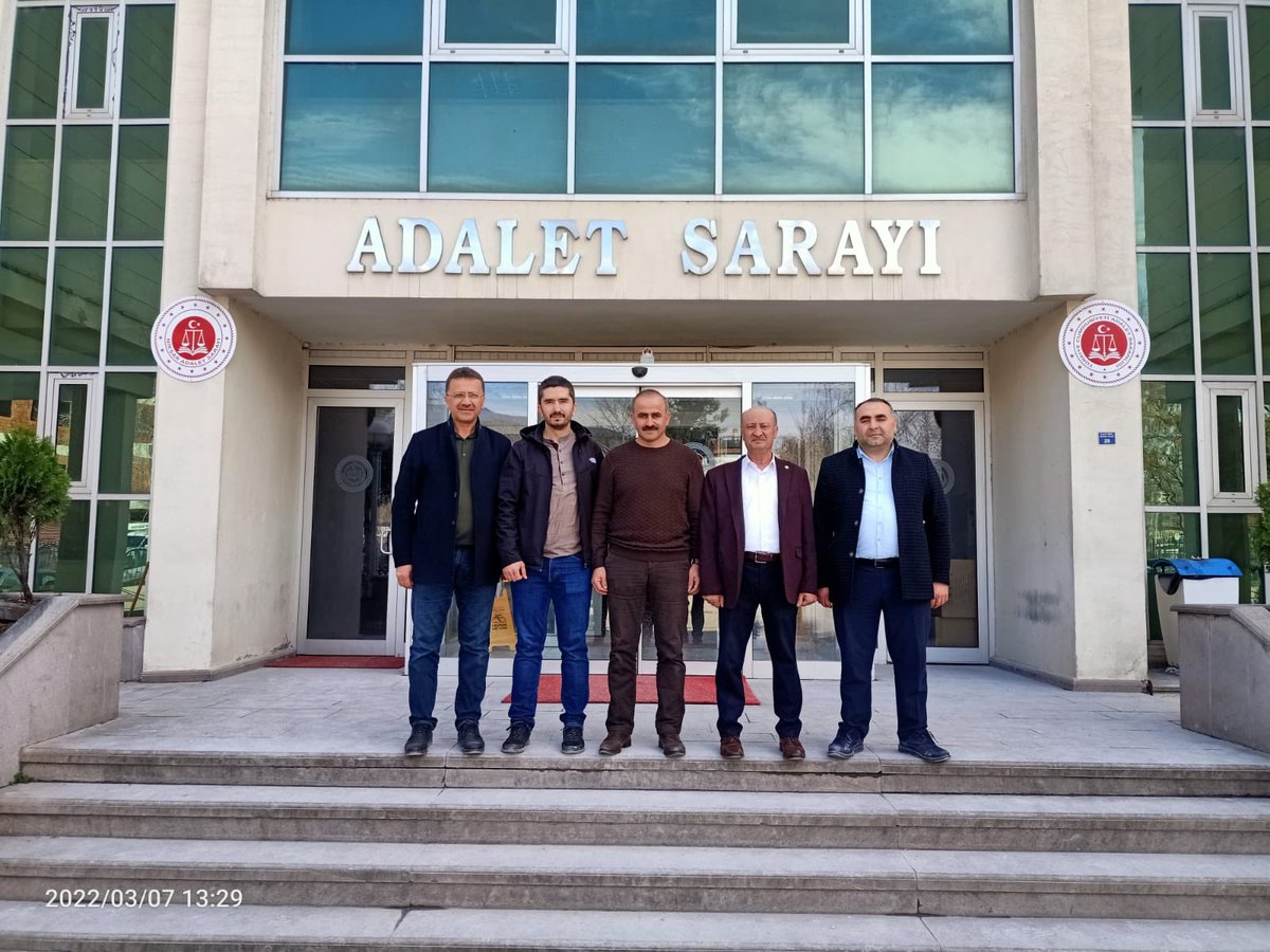 Niksar Adliyesinde görev yapan üyelerimizi ziyaret edip Niksar Cumhuriyet Başsavcısı Servet Cem TOPLAR ve Niksar Cumhuriyet Başsavcılığı Yazı İşleri Müdürü Selim ŞAHİN’i makamında ziyaret ederek bilgi alışverişinde bulunduk Kendilerine misafirperverlikleri için teşekkür ederiz