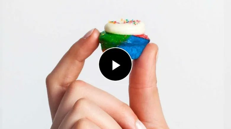 YAYWORLD.com tweet media