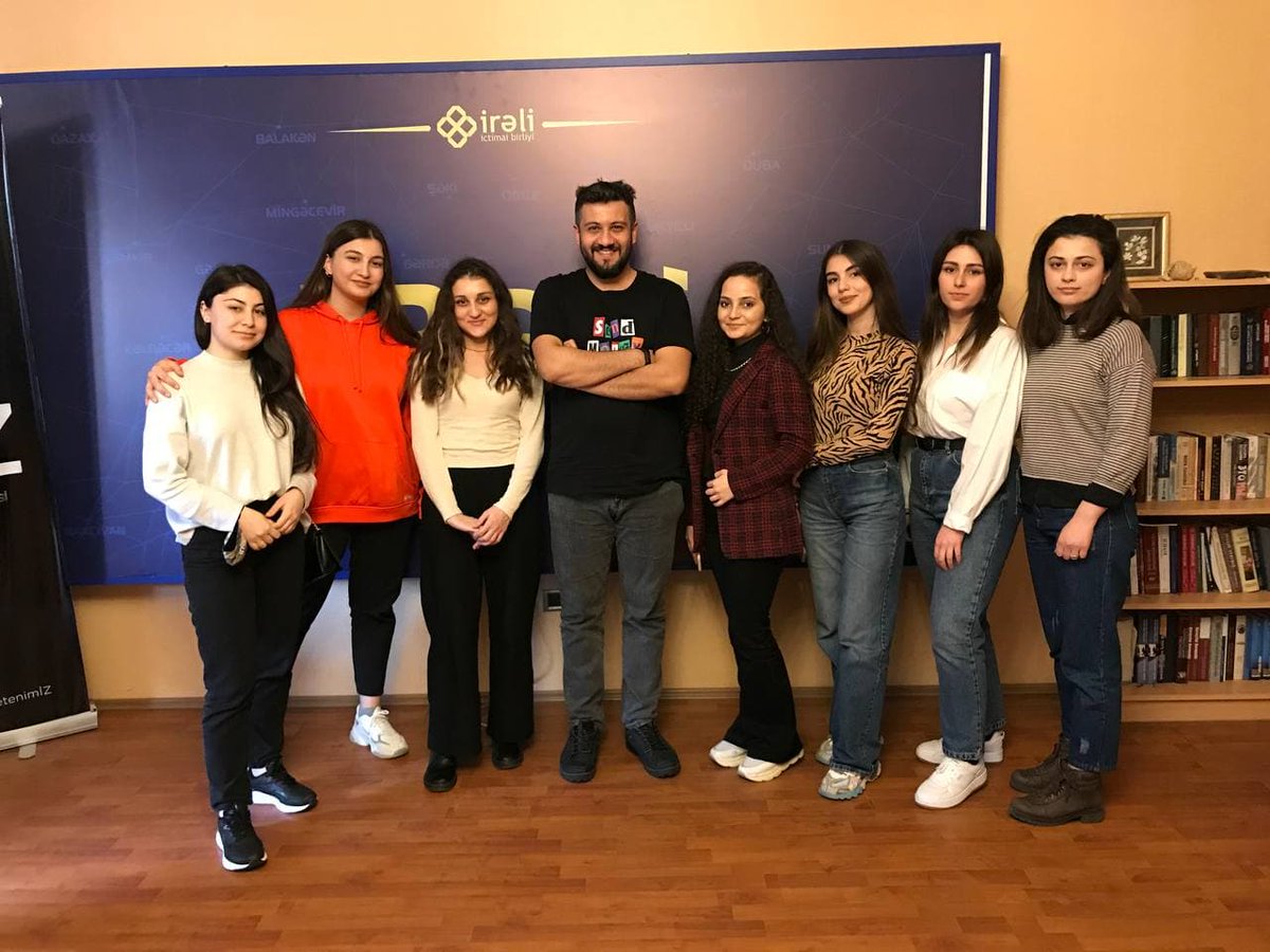 ireli_pu's tweet photo. “İrəli” İctimai Birliyinin dəstəyi, “Peer to Peer Education” Platformasının təşkilatçılığı ilə baş tutan qrafik dizayn kursları başa çatıb.
#p2peducation #graphicdesign #ireli2022 https://t.co/8v59AEVOBn