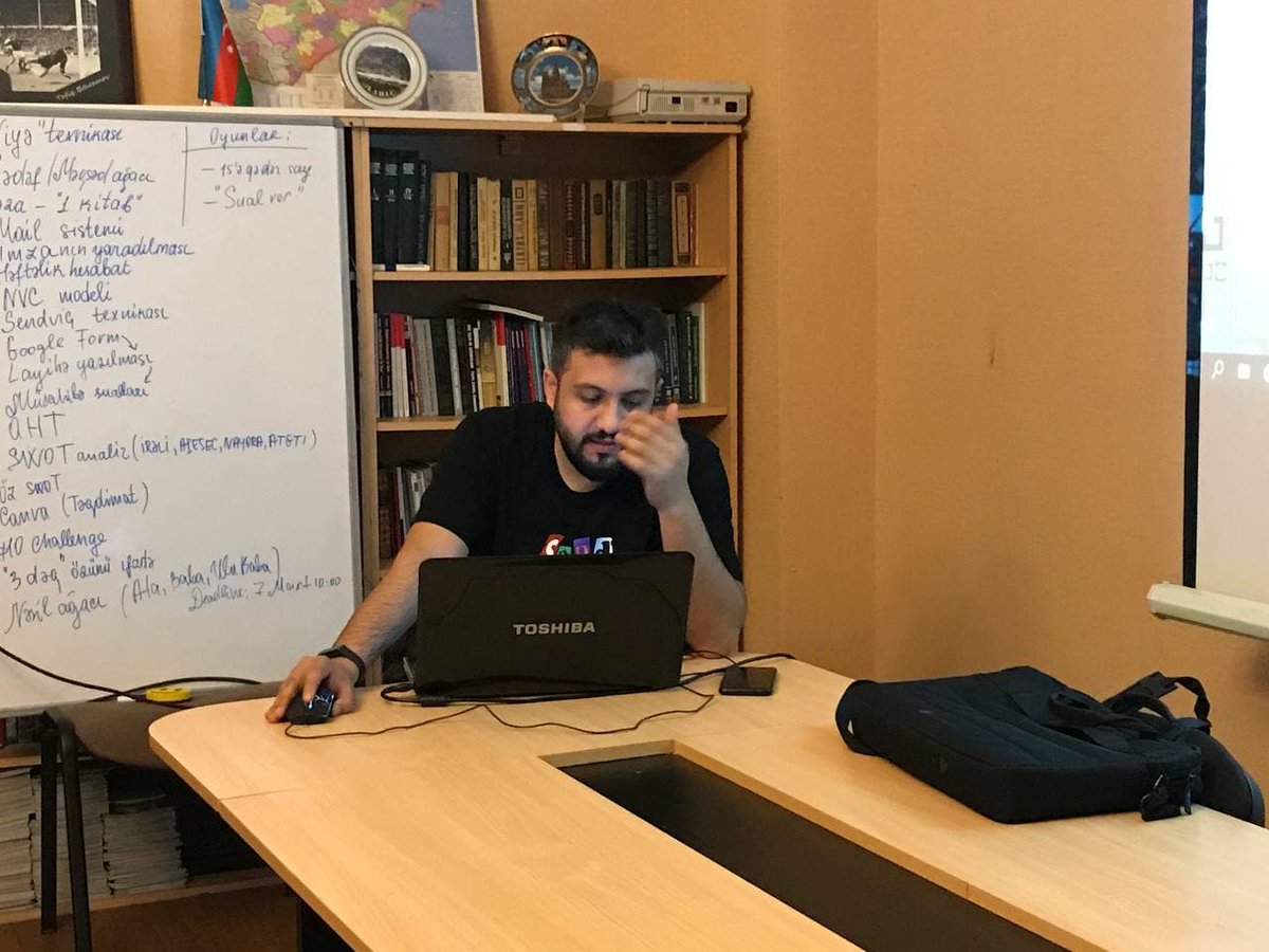 ireli_pu's tweet photo. “İrəli” İctimai Birliyinin dəstəyi, “Peer to Peer Education” Platformasının təşkilatçılığı ilə baş tutan qrafik dizayn kursları başa çatıb.
#p2peducation #graphicdesign #ireli2022 https://t.co/8v59AEVOBn