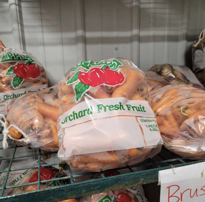 HSSD's tweet photo. The HSSD School Nutrition Department and AmeriCorps recently secured 1,530 lbs of potatoes and 48 lbs of carrots from The Garden Spot (Oconto) and 250 pounds of cheese curds from Springside Cheese (Lena). These nutritious products are utilized in school meals. #FarmToSchool https://t.co/RjIpZTY1Jk