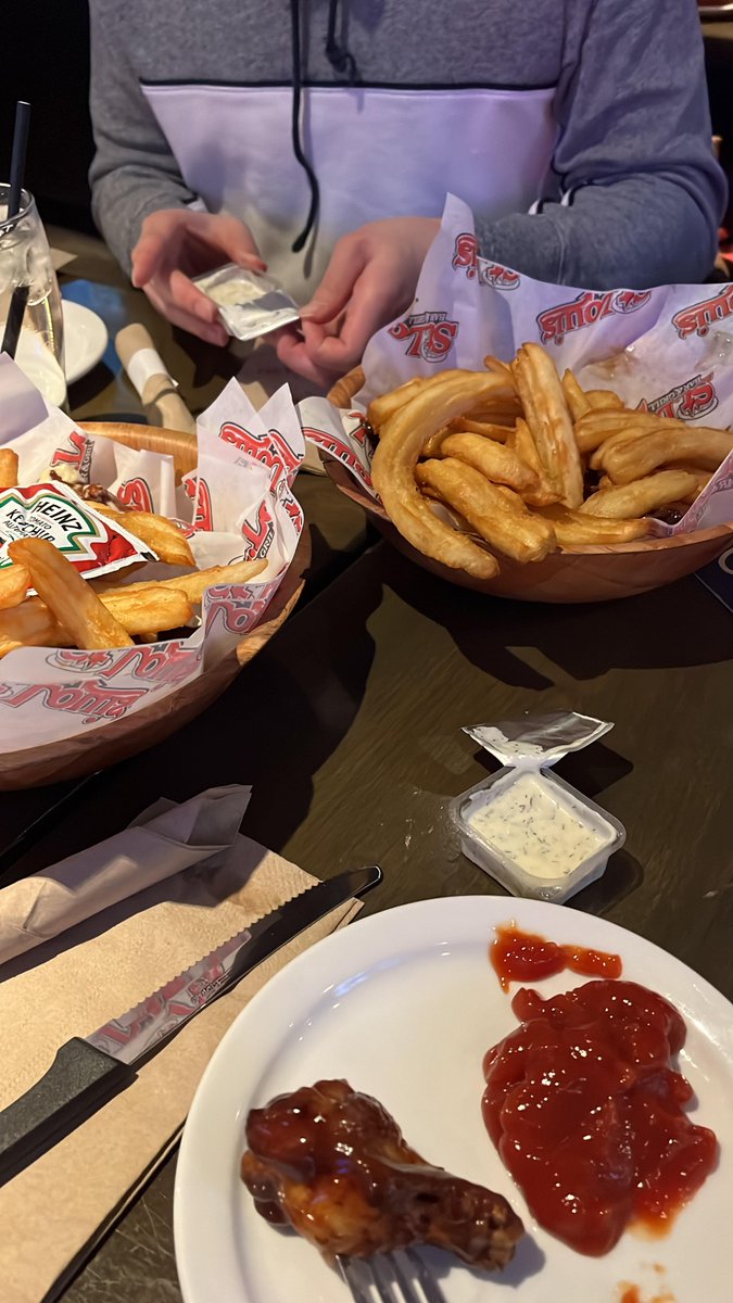 SERENACHOWY's tweet photo. Sunday treat😃 https://t.co/cexMI0R22c