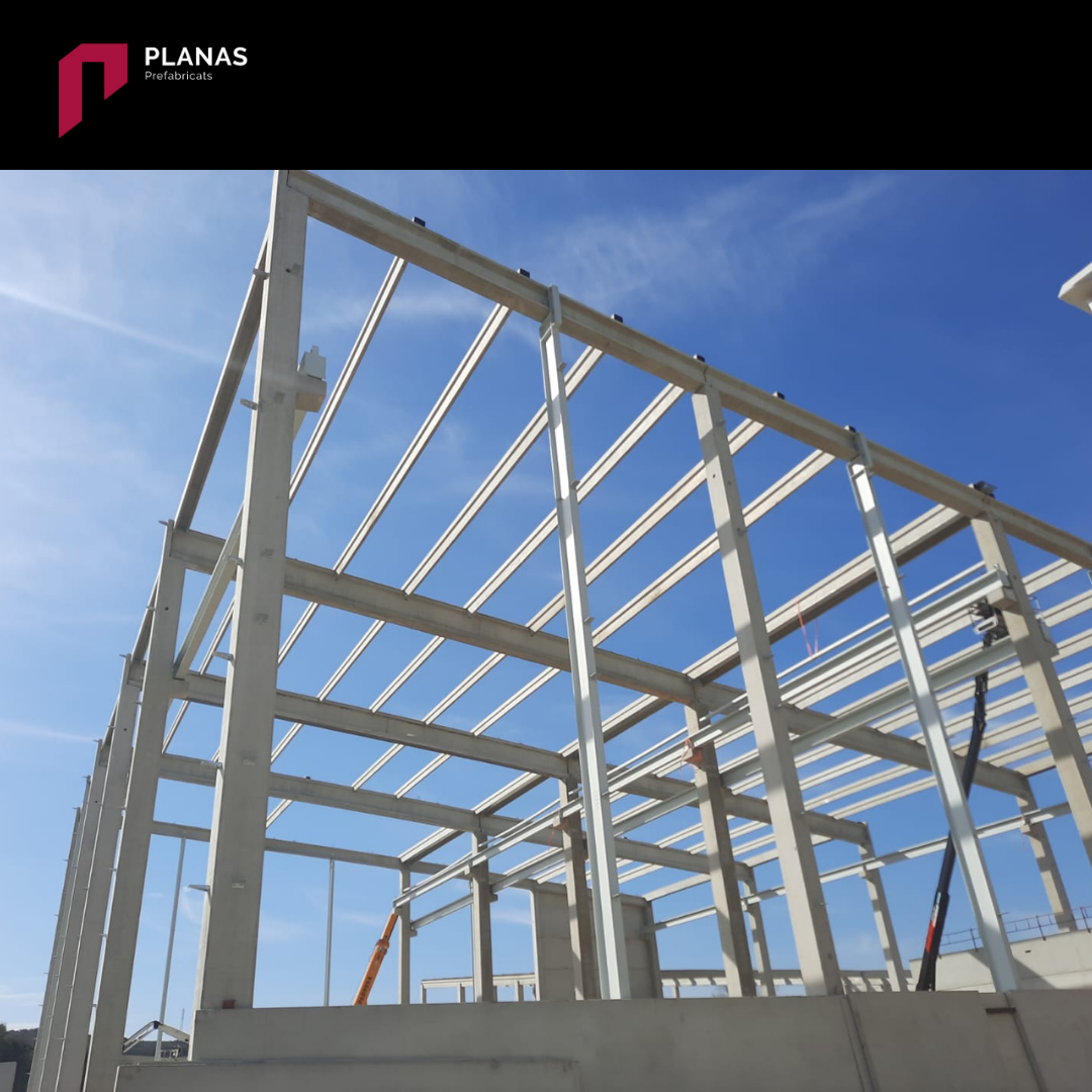 Hem iniciat la construcció de dos nous edificis per a l'empresa ALBERT ET FILS BATIMENT &amp; GÉNIE CIVIL a la ciutat de Labessiere-Candeil (França).

📞 972 843 512
📩 info@prefabricatsplanas.com

#frança #nouedifici #construcció #prefabricatsplanas #arquitectura