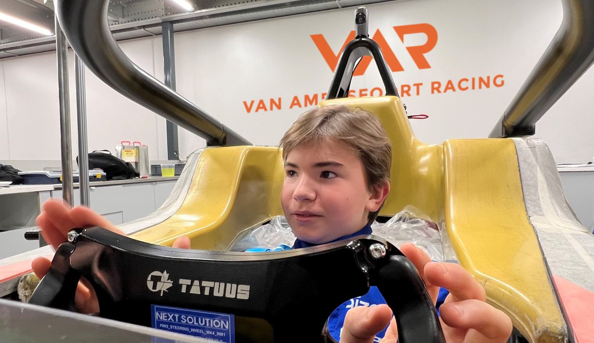feeder_series's tweet photo. DRIVER ANNOUNCEMENT | 🇧🇷 Emerson Fittipaldi Jr. joins Van Amersfoort Racing in Formula 4! The 15-year-old is the son of former F1 WDC Emerson Fittipaldi. Fittipaldi Jr. did Danish F4 last year.

He will most likely participate in Italian F4 and selected ADAC F4 races. #F4 https://t.co/Js8BD6aLzB