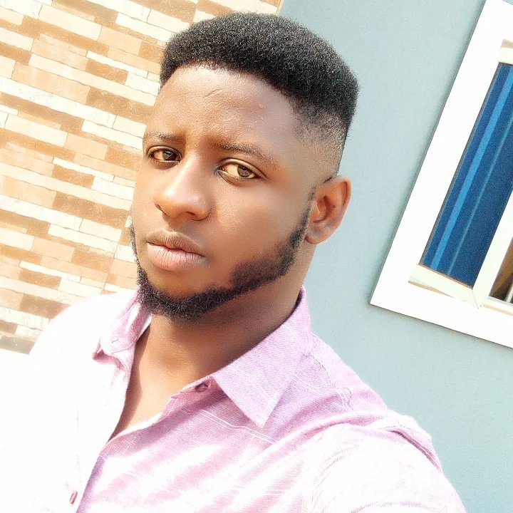 Zubbie_Toch's tweet photo. #NewProfilePic https://t.co/eiZdX8qAHt