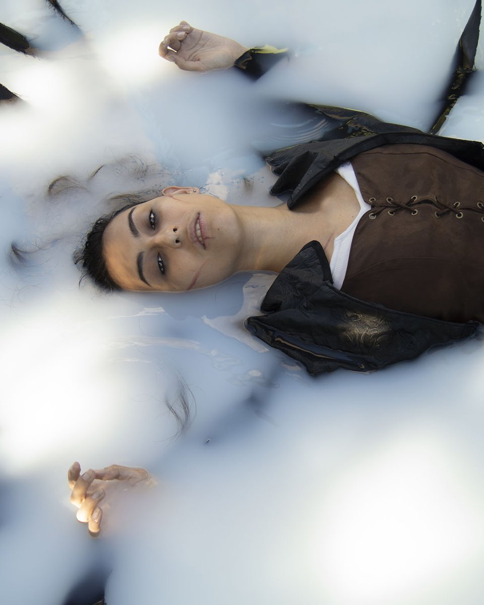 lenlaegrim's tweet photo. 🔮THE WELL OF ASCENSION🔮
This photoshoot is my pride and joy 😭
Thank you to 📷 @ShaunIsGlorious and @Rondiant for helping make this happen 💕
#Mistborn #MistbornCosplay #NacidosDeLaBruma #Cosmere #CosmereCosplay https://t.co/5XPRpc9Plr