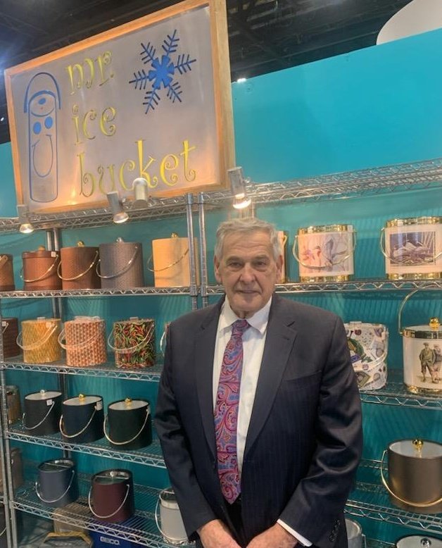 mricebucket's tweet photo. Don't miss the boat!
FINAL DAY OF
The Inspired Home Show
@TIH_Show
Doors Open until 5:30pm
@mricebucket
🥃
BOOTH S1601
South Building
👀
Stop by to see our newest designs. Stock up on your barware needs!
Owner Frederick Haleluk in attendance today 
👑
#InspiredHomeShow https://t.co/CjOwQDk98S