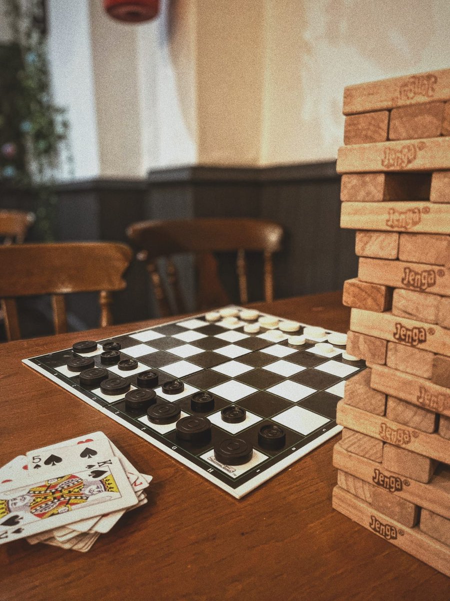 elementsbarldn's tweet photo. Games Night! Join us for #FunFriday ♟♥️♣️ 

We have a variety of different games ! 

#fun #funfriday #elementsbarldn https://t.co/a6S3FvfD3w