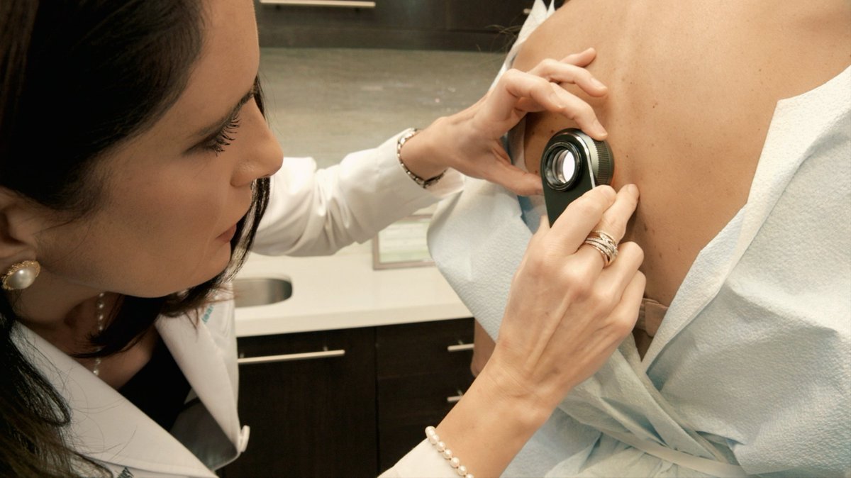 HighlyRatedPros's tweet photo. Discover some of the reasons why Dr. Perez-Quintairos has been verified and listed by Highly Rated Profiles as a leading board certified dermatologist in South Miami FL: https://t.co/2eDNbR1rRZ

#DermatologistSouthMiami #Dermatologist #SouthMiami #FL https://t.co/lKdy3o4kJd