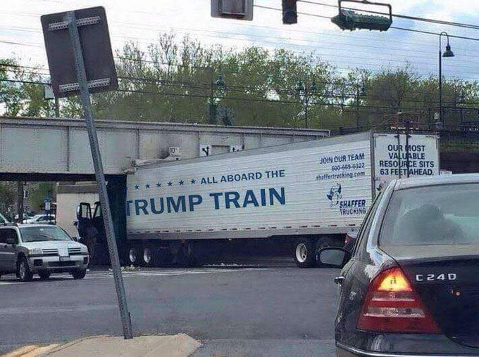 joncoopertweets's tweet photo. Ha!! 🤣 https://t.co/k372SBA20w