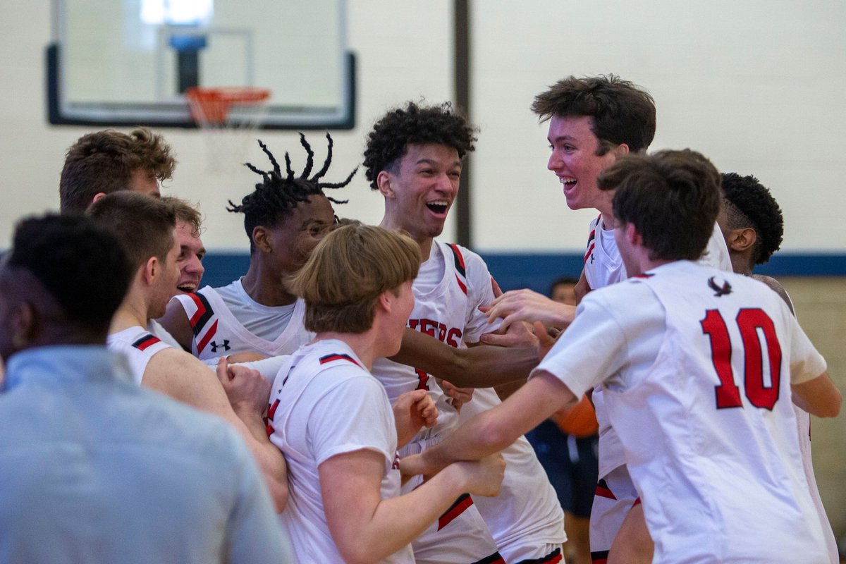 Rivers went on the road and took down Canterbury to win the <a href="/NEPSAC/">NEPSAC ®</a> Class B Championship and finish the season 22-5!
Drew Martin ‘22 - 19 pts 5 rebs
Jayden Ndjigue ‘23 (MVP) - 18 pts 5 rebs 5 stls
Max Poulton ‘22 - 12 pts 9 rebs 4 stls
Amir Lindsey ‘24 - 11 pts 4 rebs 4 asts