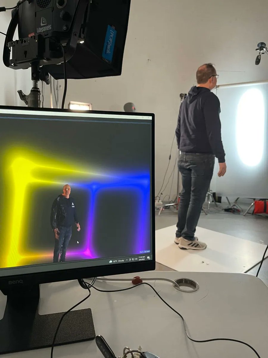 RussRayJohnson's tweet photo. Touring our partners from @Bubo_LD around @StudiosAtAMP and they landed smack dab in the middle of our @streamsoar volumetric video test shoot. Mark Evans has never looked more dimensional! https://t.co/5cn4QlX6M5