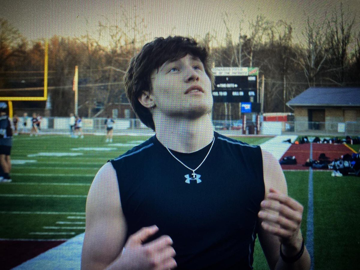 guner_flores's tweet photo. Been getting a lot of good work in with @Brady_Adamz.  #classof2025 https://t.co/FeUI70aaMG