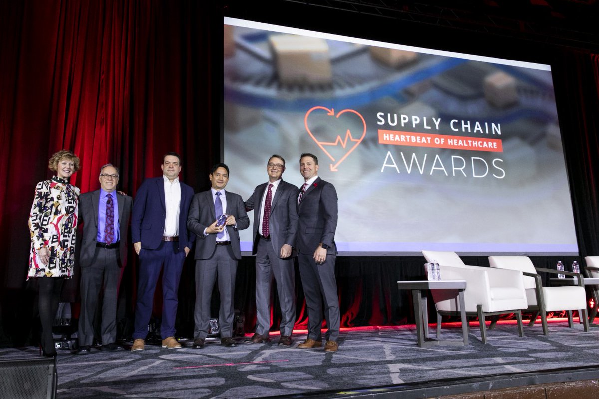 FAHhospitals's tweet photo. Announced winners of 2nd Annual @HeartbeatofHea1 winners this morning at #2022FAHCON! Congrats to providers’ winner, @MultiCareHealth &amp; suppliers’ winner, @KermitPPI! Each group recognized for hard work to improve patient care thru supply chain innovation. https://t.co/CqwNq6or6L https://t.co/sxVTH0ckji