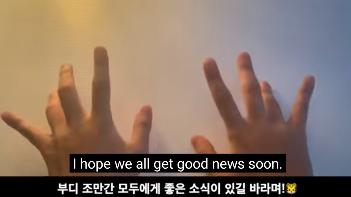 mastermistres14's tweet photo. HOW soon are we speaking here?
#BIGBANGisBACK #butWHERE? https://t.co/OtaOojG0qi