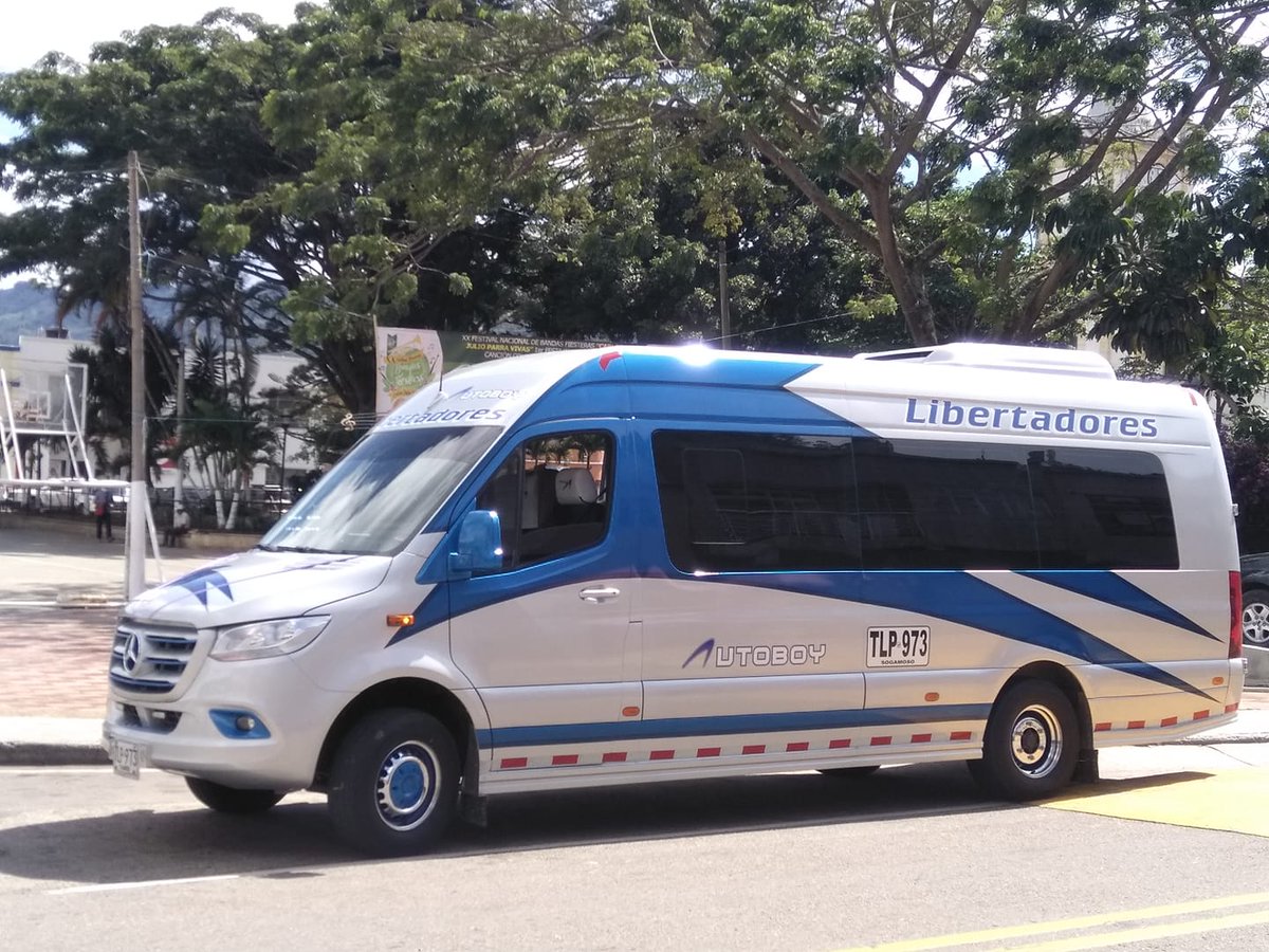 Latinobus tweet media