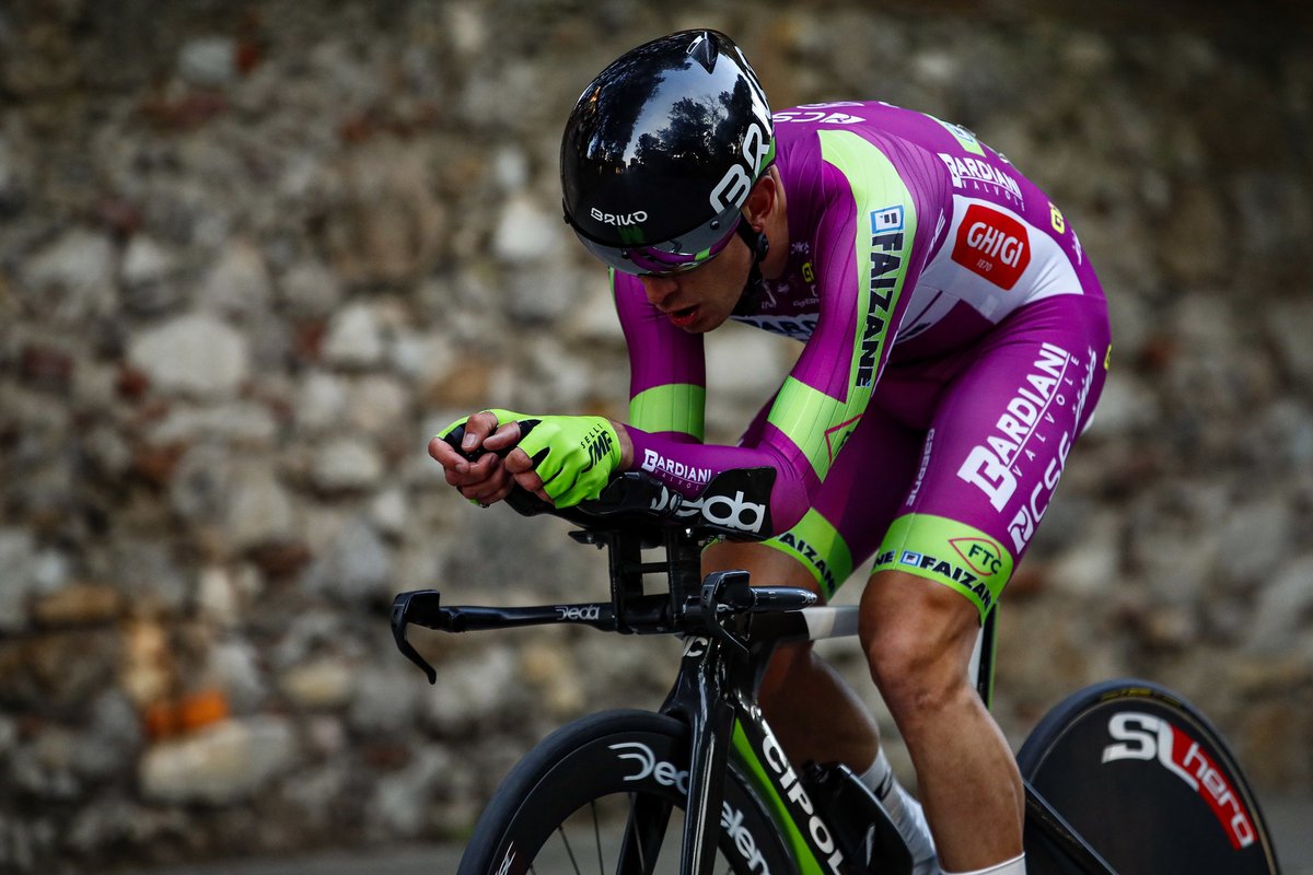 🔱 🇮🇹 Con la crono inaugurale si apre ufficialmente la Tirreno Adriatico. 
I migliori al traguardo oggi sono stati Alessandro Tonelli e Luca Rastelli rispettivamente a 1:47 e 1:55 da uno strepitoso Filippo Ganna.
📷 Sprint Cycling