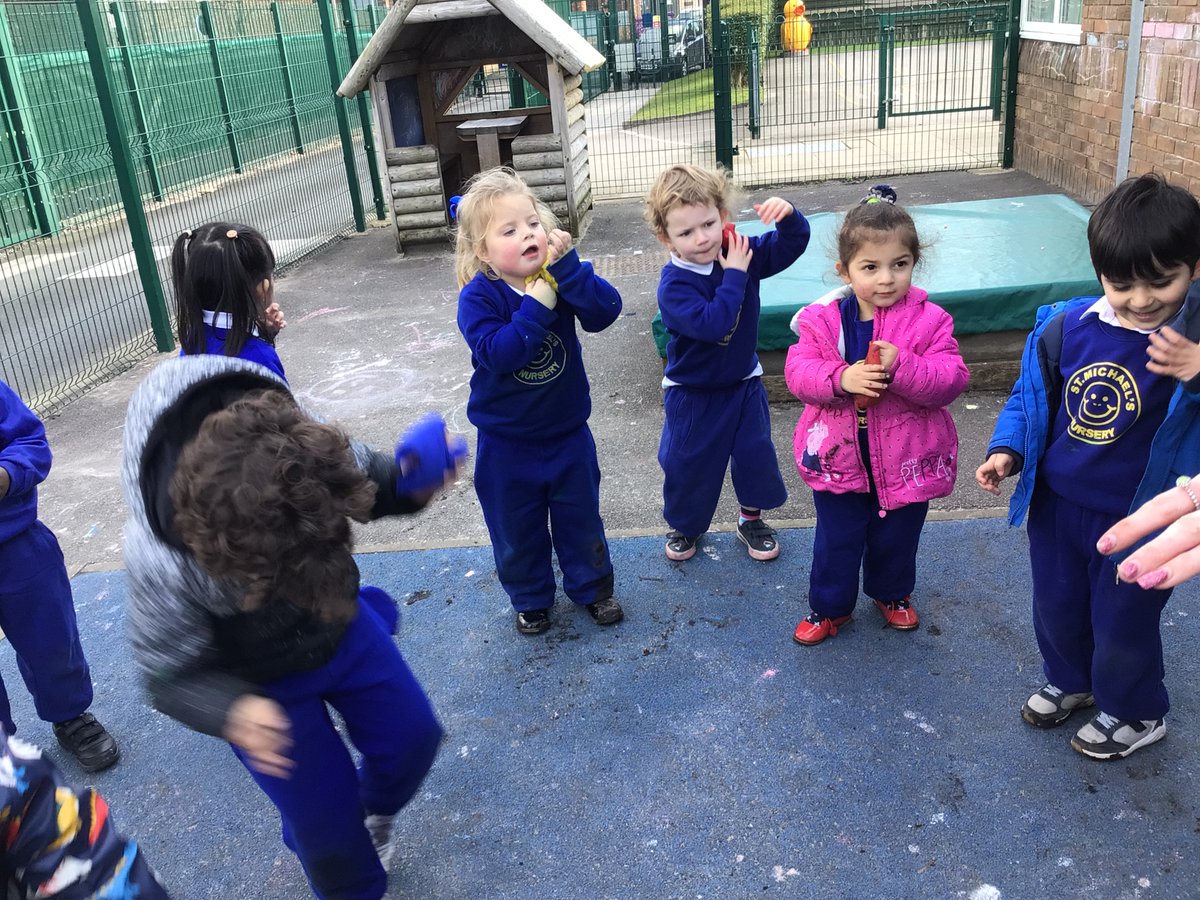 Nurserystm1's tweet photo. Practising our balancing skills outside. #STMeyfs #STMpl #STMpe https://t.co/3eTWonW5p3