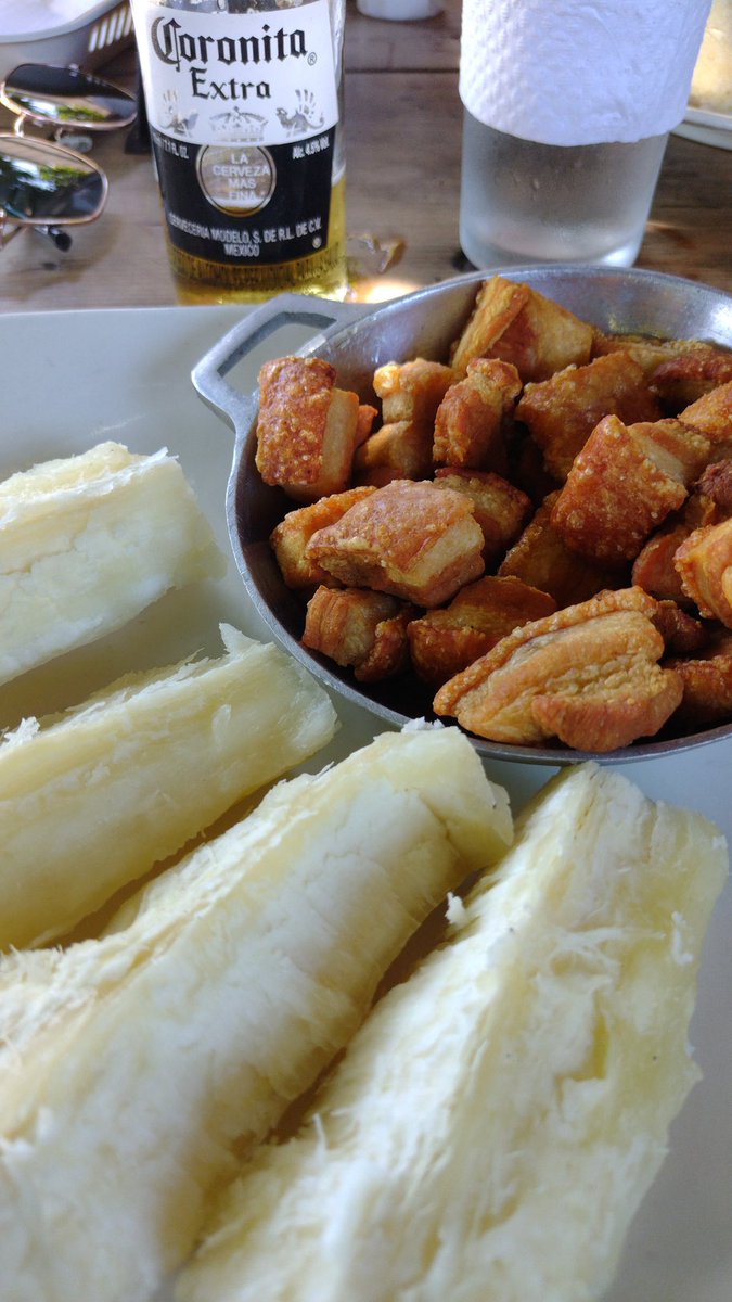 deojosindios's tweet photo. Los únicos chicharrones que quiero tener en la vida https://t.co/P4Sb6nDl9R
