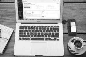 oDELLERAcopy's tweet photo. ⭐️ 1. Ventajas de una página web para un negocio: lo que pocos te cuentan. ¿Quieres saber más?

👉🏻Lee el post aquí https://t.co/dygJRrVqTG 

#copywriting #emprendedores #emprendimiento #negocios #internetmarketing #MarketingDigital https://t.co/lJSCxomIMo