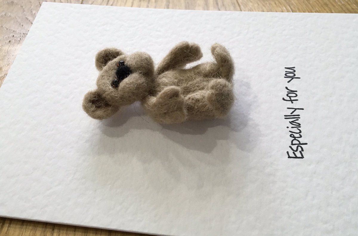 LoobyFelts's tweet photo. Check out this cutie! A great card for any occasion..
It’s bear delicious 
https://t.co/S7GpVv3qRI https://t.co/ZiCdkckgOw