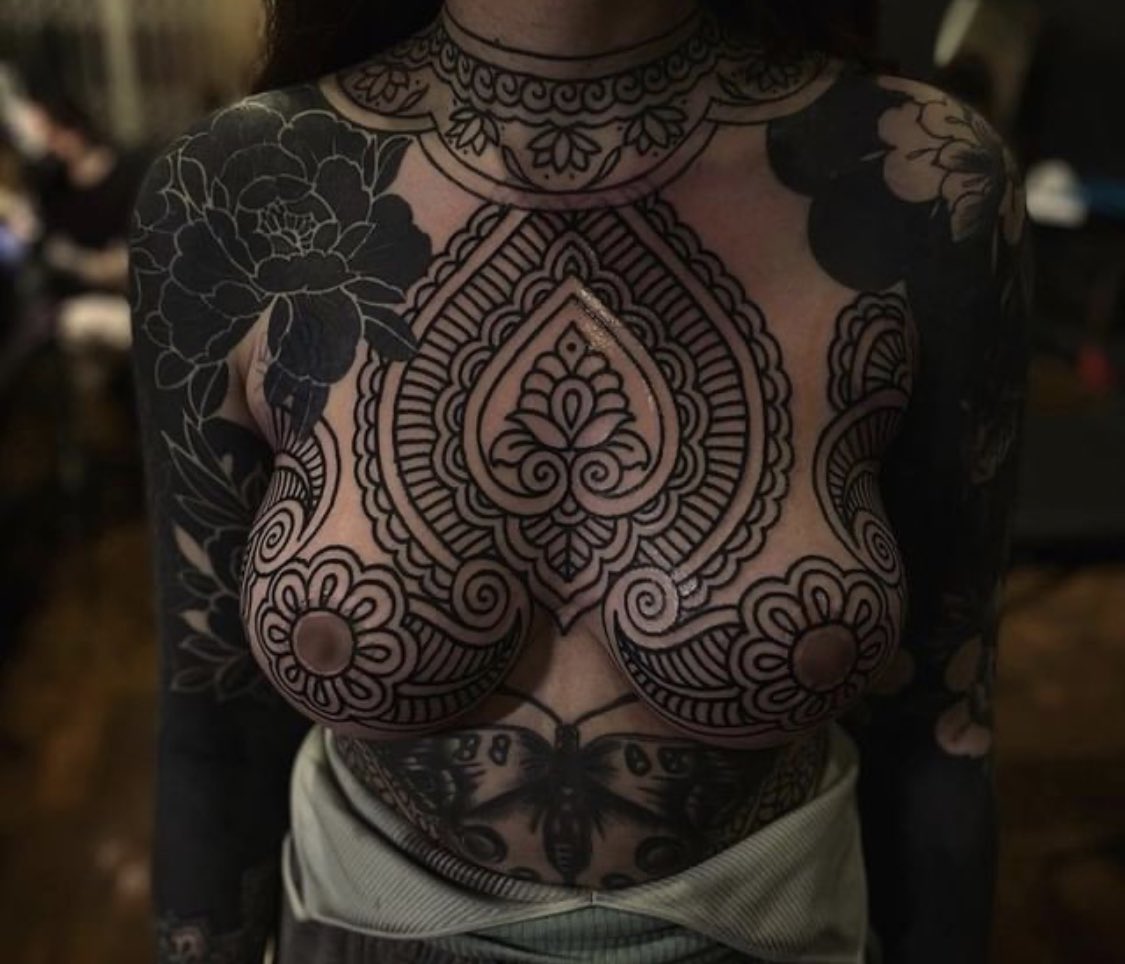 If I blasted over my chest/entire tits with beautiful ornamental work would you still find me attractive? artist is @mckenzietattooer on IG https://t.co/UHcwOIqqFN