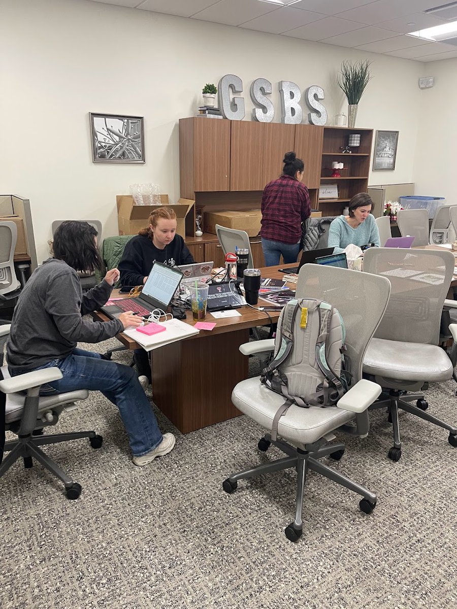 TTUHSC_GSBS's tweet photo. #StudentResearchWeek starts tomorrow, and the committee is hard at work finalizing all the details! It's going to be amazing! #SRW2022 https://t.co/jibLtn6YWv