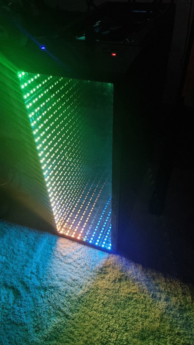 wutködernder kaktusroyale tweet media