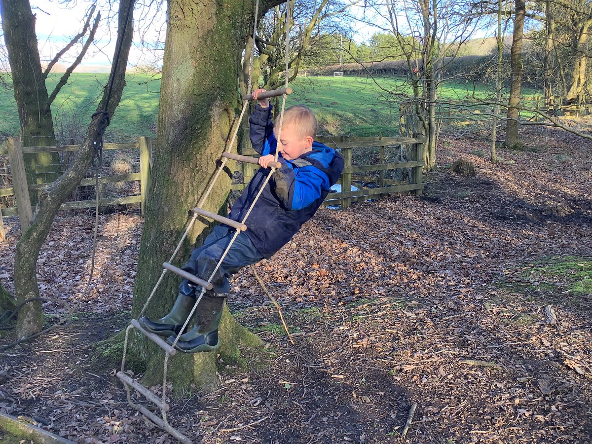 MissThomas1234's tweet photo. Metal detecting, relaxing in hammocks, climbing and lots of fun! 🌳🌳 @LanghoStLeonard https://t.co/ljI13E8gnl
