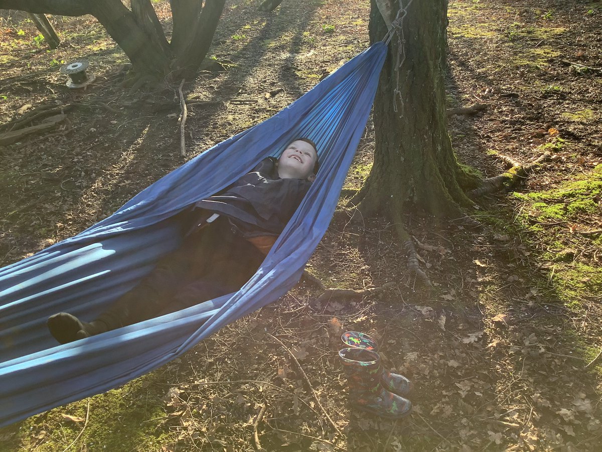 MissThomas1234's tweet photo. Metal detecting, relaxing in hammocks, climbing and lots of fun! 🌳🌳 @LanghoStLeonard https://t.co/ljI13E8gnl