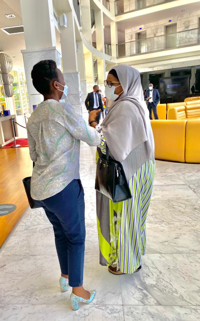 Mariam29932558's tweet photo. L’intégration africaine est également digitale !

En déplacement à Kigali,  j’ai rencontré mon homologue rwandaise ma sœur @MusoniPaula . Un moment  riche en retour d’expérience sur le succès du #Rwanda en matière de transformation digitale 1/3

#Djibouti #SmartAfrica #TransfNum https://t.co/lyvdSIWlJL