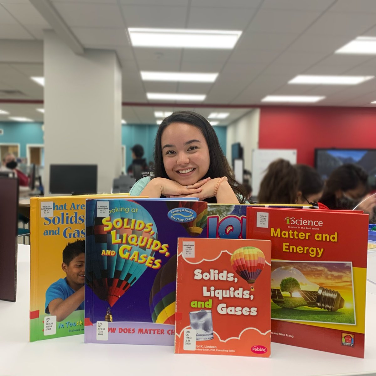 MsCrist_Chem's tweet photo. #Shelfie with some books about matter, because everyone matters :) @NCStateCEDMETRC https://t.co/t3aTzB2vPT