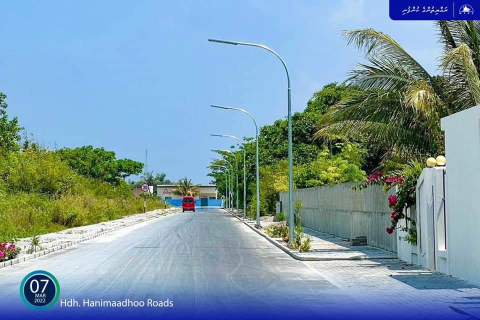 iburahimali's tweet image. ހދ. ހަނިމާދޫ މަގުހެދުމުގެ މަޝްރޫޢުގެ މަސައްކަތުގެ 93 އިންސައްތަ މިހާރުވަނީ ނިމިފައި. ސަބްބޭސް،ސަބްގްރޭޑް، ތާރުއެޅުން އަދި ހިނގާ ސަރަހައްދުގެ މަސައްކަތްވަނީ ފުރިހަމަކުރެވިފައި. މަގުބައްތި ހަރުކުރުމާއި މަގުމަތީ ނިޝާން ހަރުކުރުމުގެ މަސައްކަތް ދަނީ މިހާރު ކުރެވެމުން.
#ongoingprojects