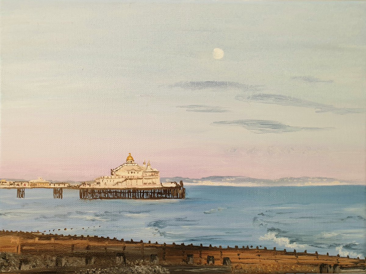 Just finished this picture of Eastbourne Pier. Oil on linen, 30 x 40cms. First painting with fiddly bits since the operation on my right hand.
