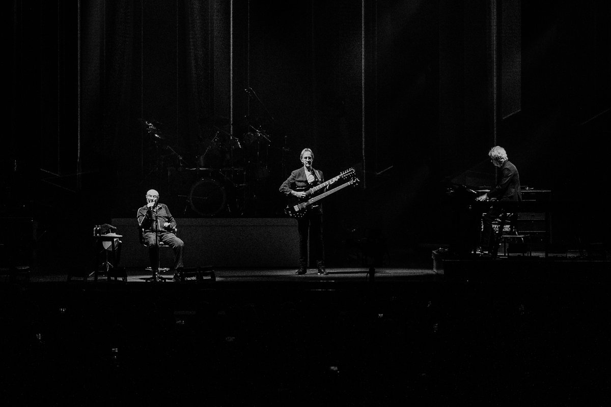 First show of the EU tour tonight! 🎸

Photo by Britt Bowman