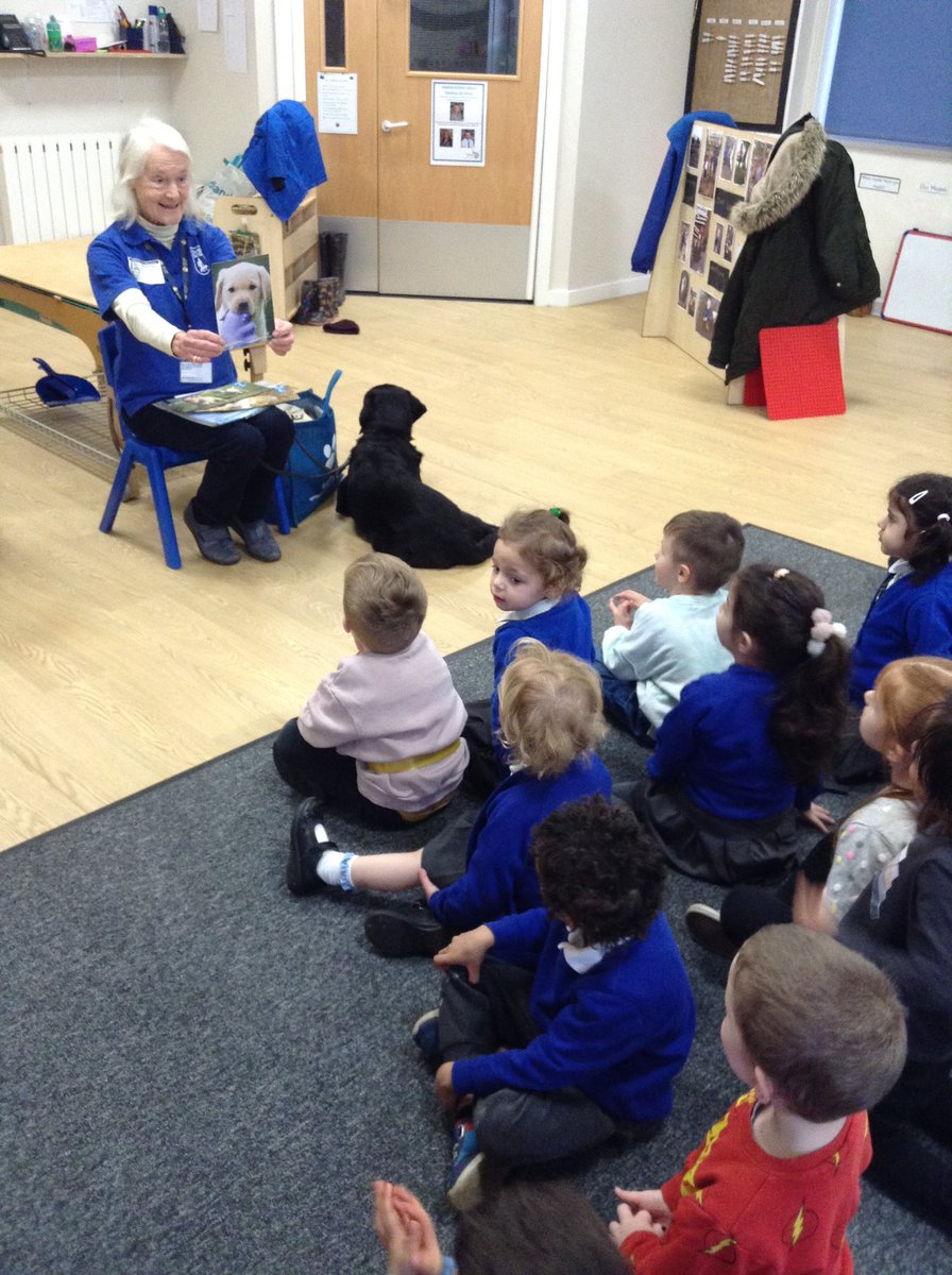 FlanshawJIN's tweet photo. Last week Nursery have enjoyed yoga, kickboxing, meeting a guide dog, touching animals and riding their scooters. On Friday they expressed themselves by choosing what clothes to wear. They have been learning how to keep their bodies healthy and been Active Ants. #successinmind https://t.co/viMIu6YhyB