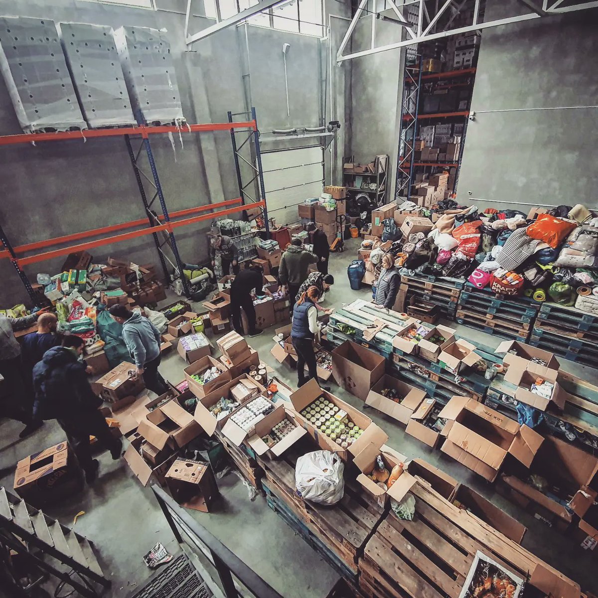 En HambreCero.es ya tenemos centro de operaciones en #Lviv (#Ucrania) y a nuestro traductor de ucraniano #Igor.