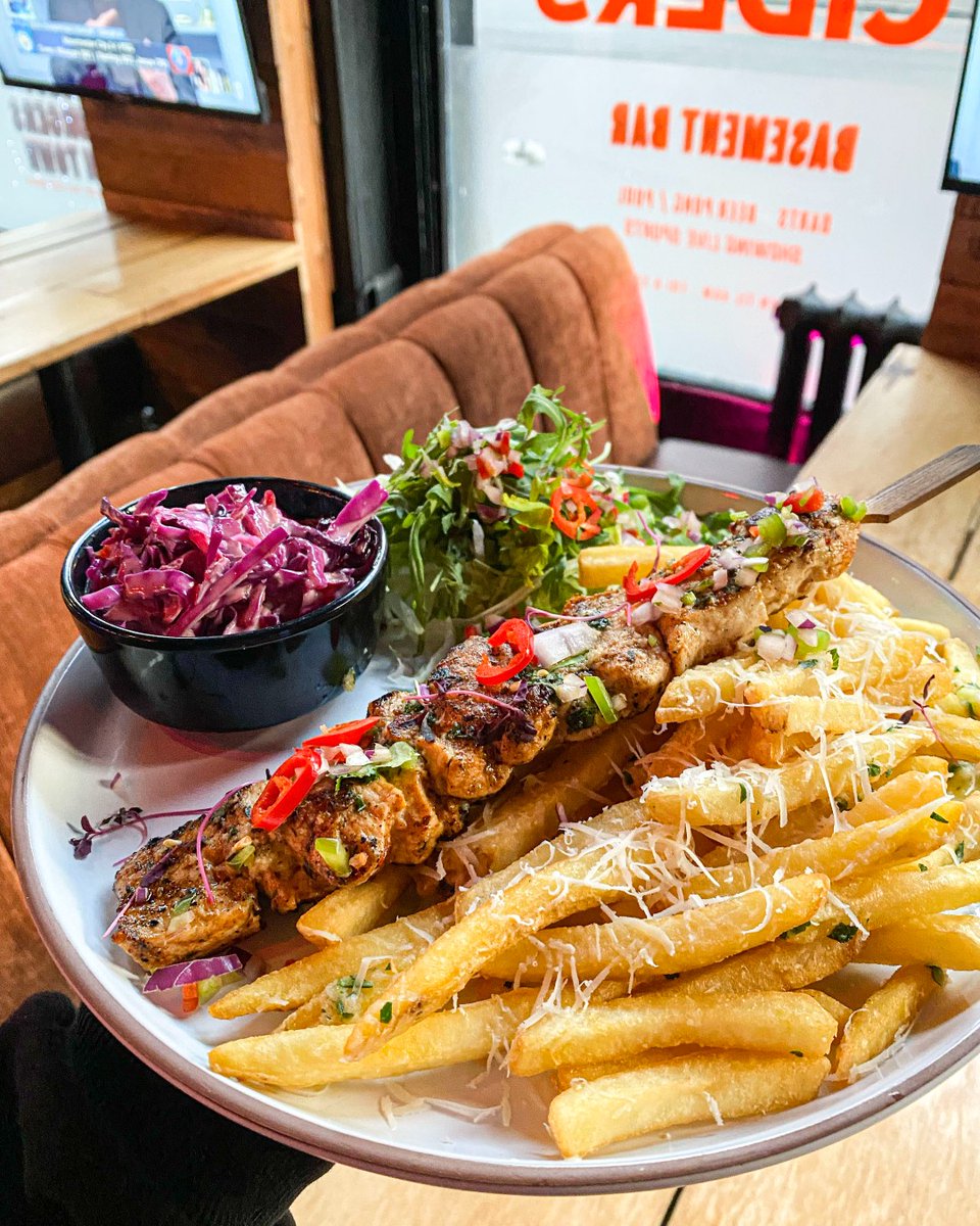 Did someone day 50% off food Mondays? Book in advance and join us 👀