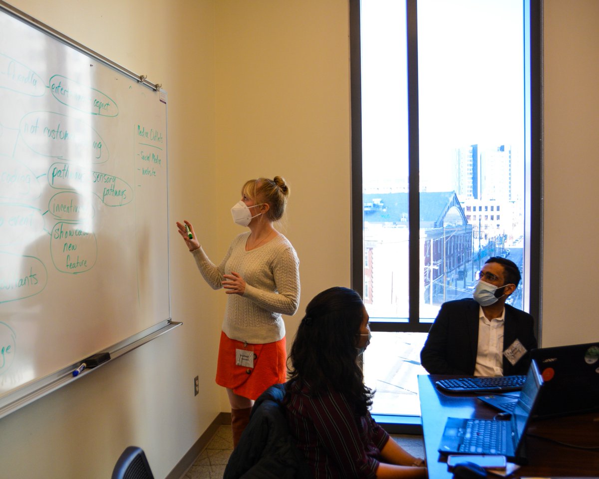 LeBow's tweet photo. Congrats to the winners of the 2022 Grad Marketing Crisis Challenge and thanks to our partners from the @phillyzoo, who served as judges for the competition.

#marketing #PRcrisis #lebow https://t.co/9kWPJWDCem